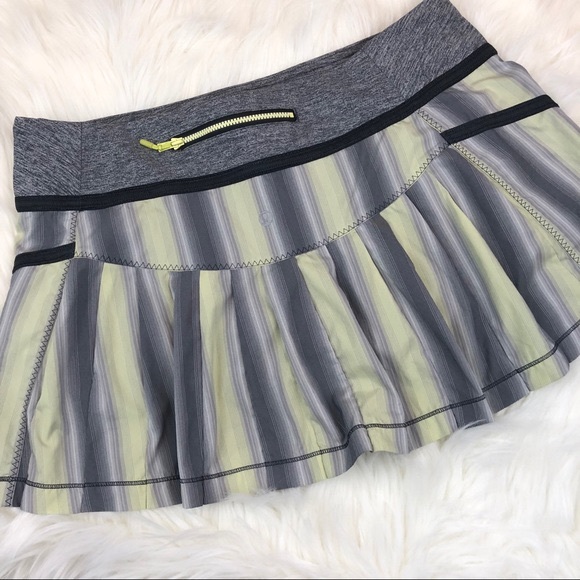 Brand New✨Rare Lululemon Reflection Skirt (size 4) - Picture 1 of 3